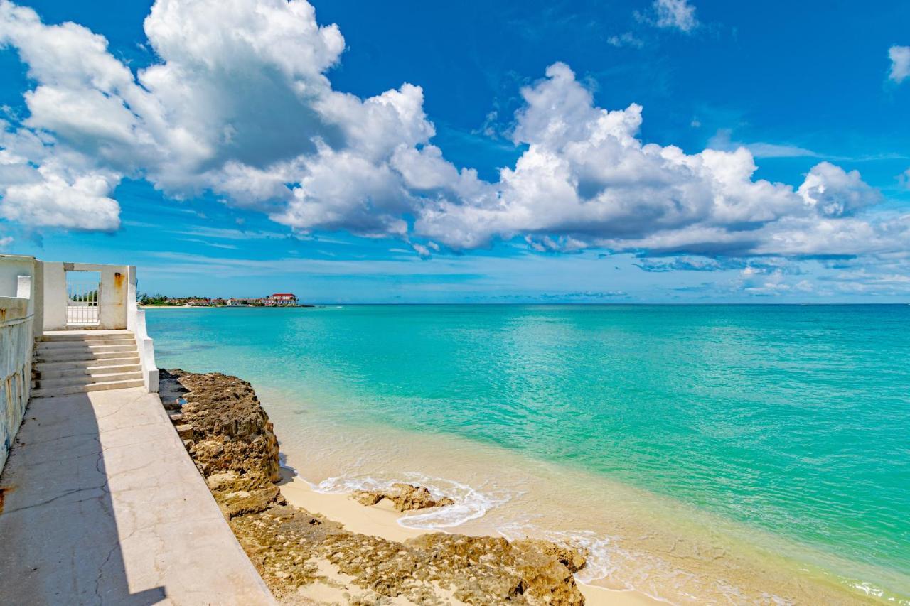 Caprice 14 - Oceanfront Villa - Gated Community With Pool Nassau Luaran gambar