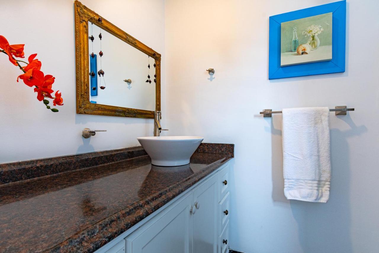 Caprice 14 - Oceanfront Villa - Gated Community With Pool Nassau Luaran gambar